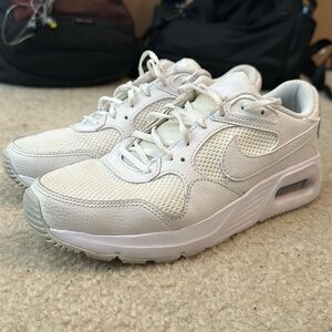 White Nike Air Max SC